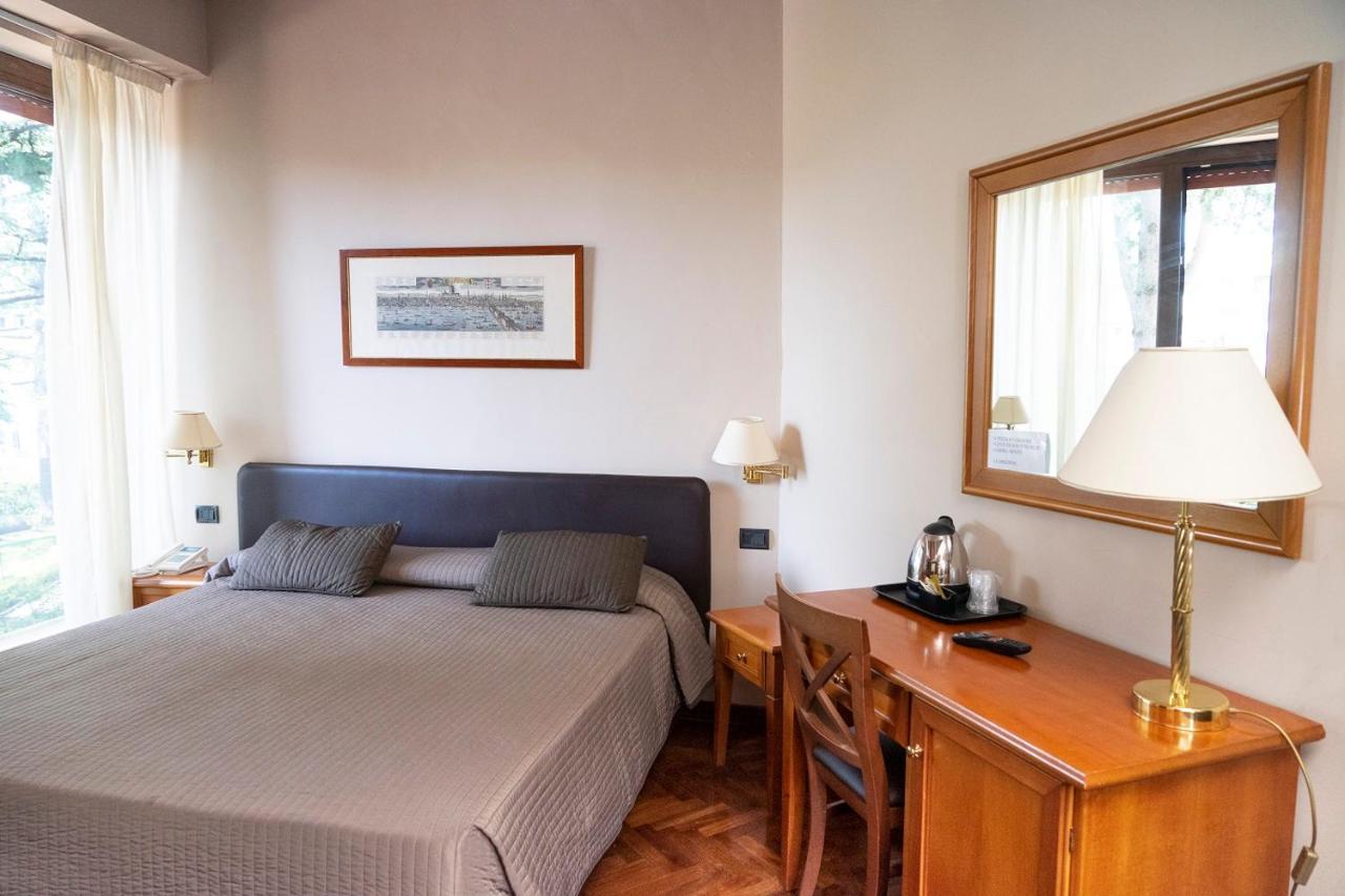 Hotel San Giorgio ฟีอุจจี ภายนอก รูปภาพ