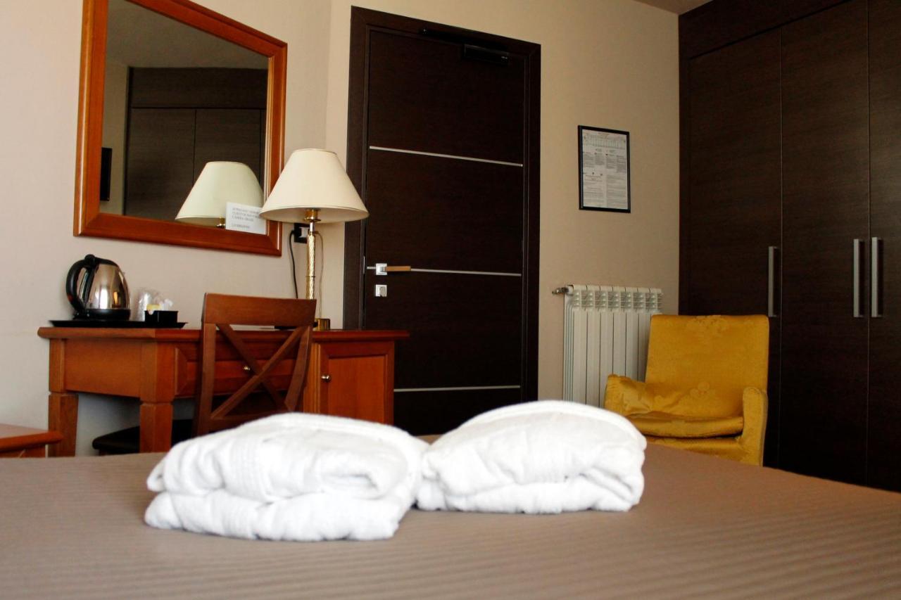 Hotel San Giorgio ฟีอุจจี ภายนอก รูปภาพ